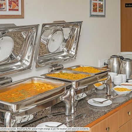 Treebo Luxe Suite, Shivaji Nagar Пуна Экстерьер фото